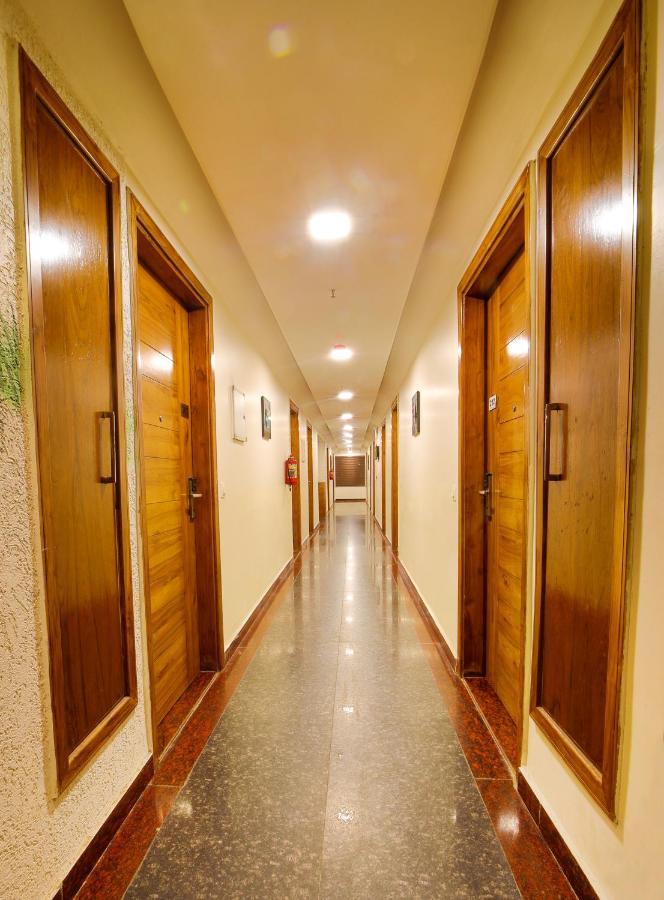 Hotel Divine Lakshmi Ganga Rishīkesh Esterno foto