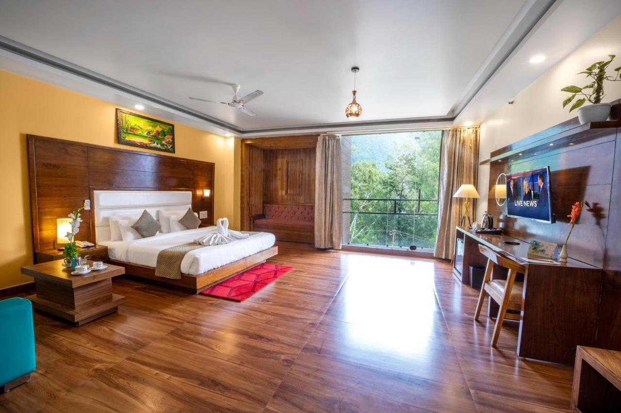 Hotel Divine Lakshmi Ganga Rishīkesh Esterno foto