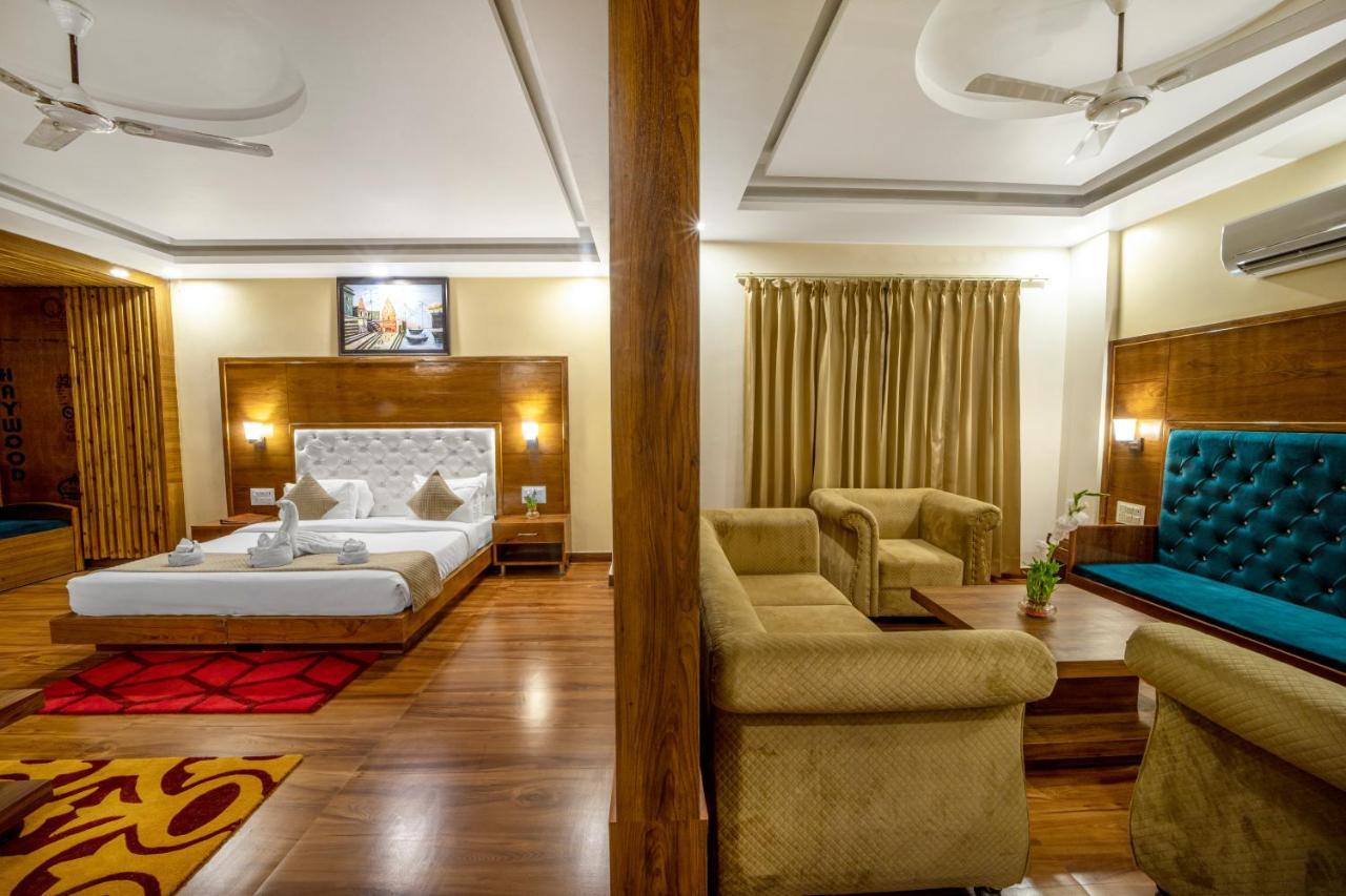 Hotel Divine Lakshmi Ganga Rishīkesh Esterno foto