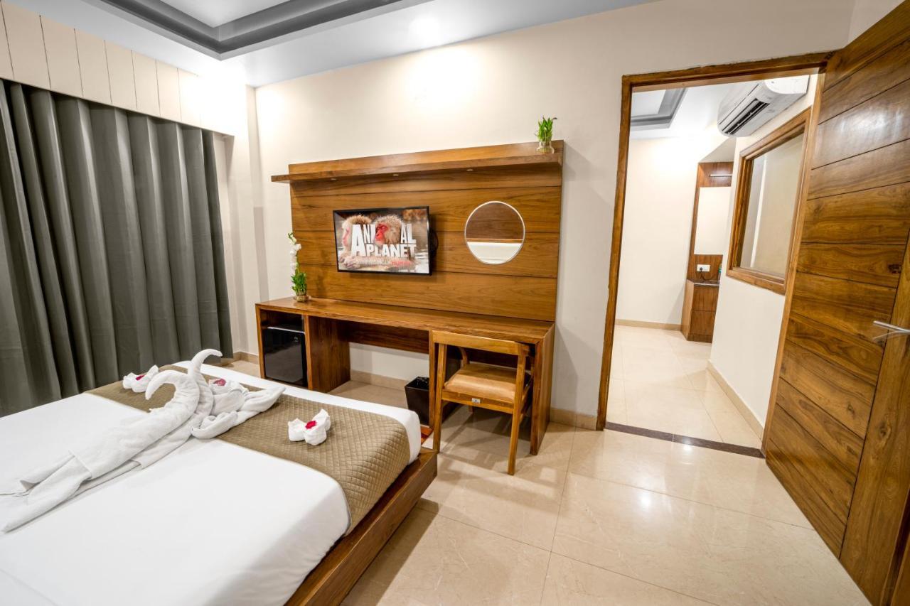 Hotel Divine Lakshmi Ganga Rishīkesh Esterno foto