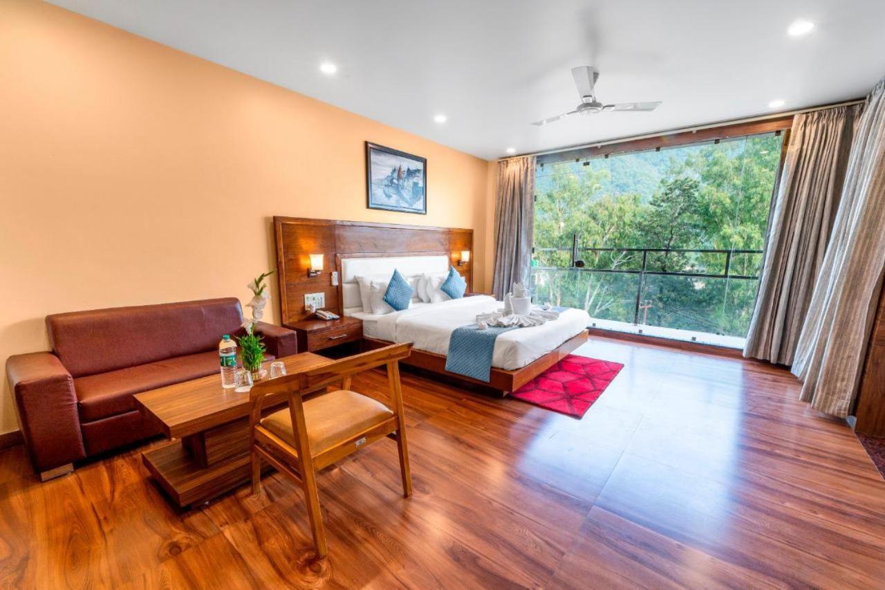 Hotel Divine Lakshmi Ganga Rishīkesh Esterno foto