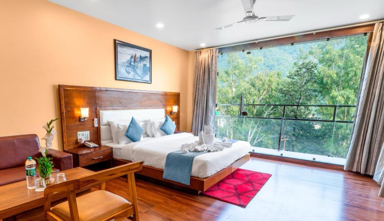 Hotel Divine Lakshmi Ganga Rishīkesh Esterno foto